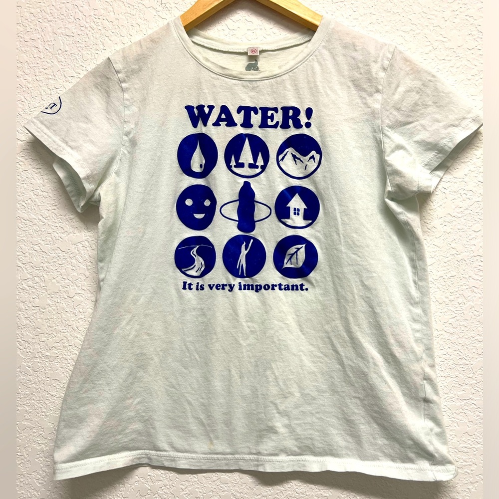 *Women’s Japanese Light Blue T-Shirt Water Conservation Size “XL”